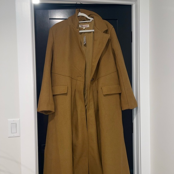Coat - Picture 2 of 4